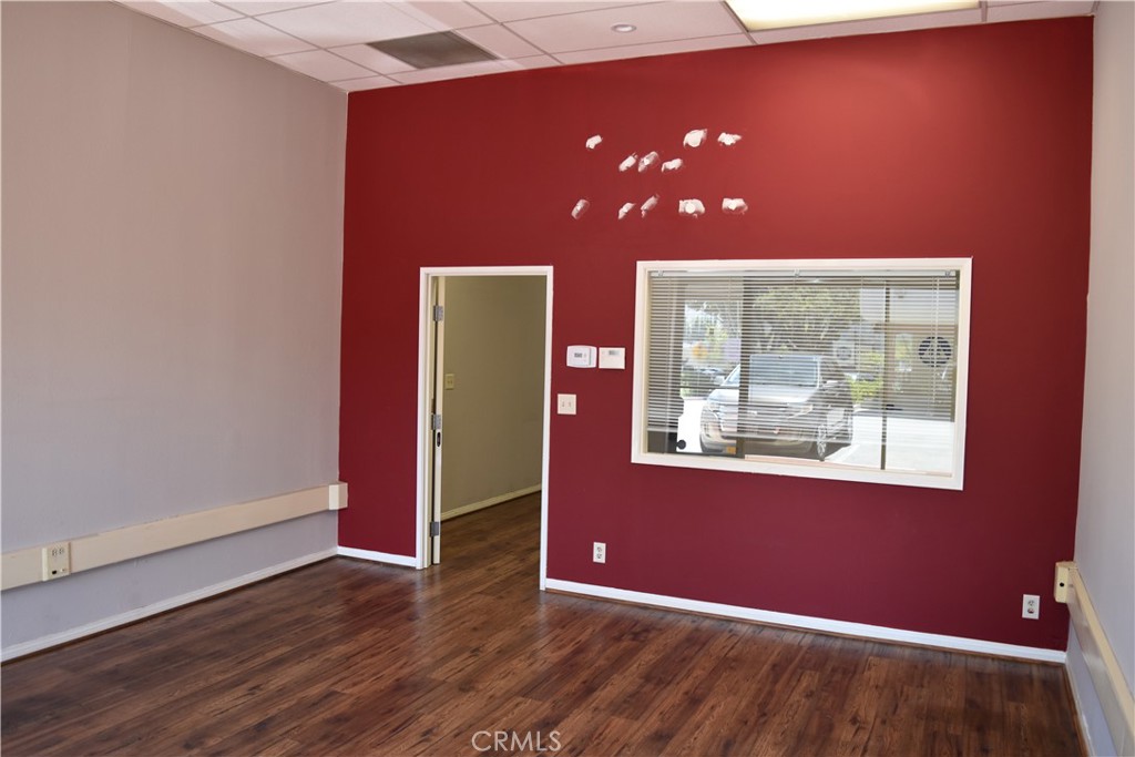 3430 Ocean View Boulevard B Property Photo 4