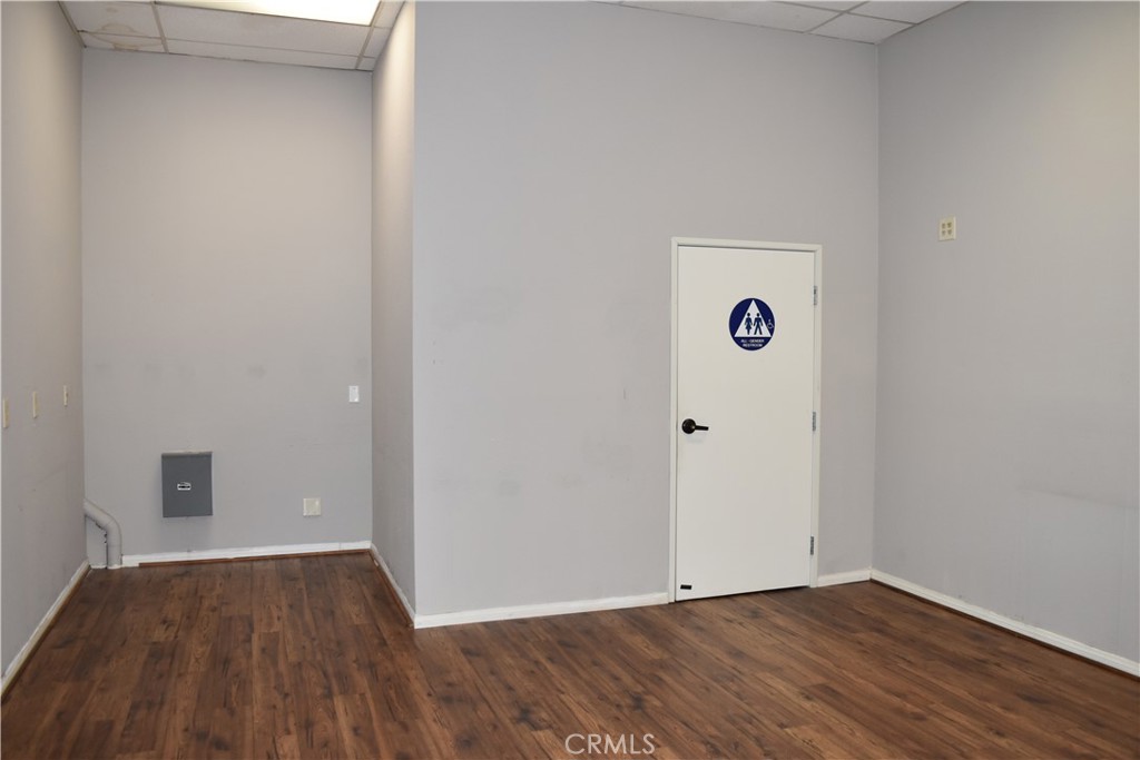3430 Ocean View Boulevard B Property Photo 5