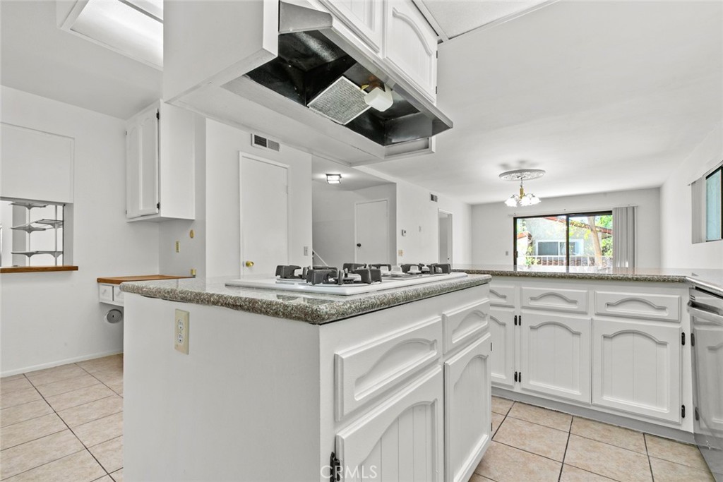 1321 Greenbriar Property Photo 15