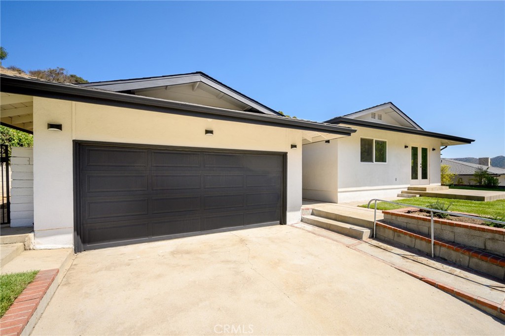 1323 Branta Drive Property Photo 3