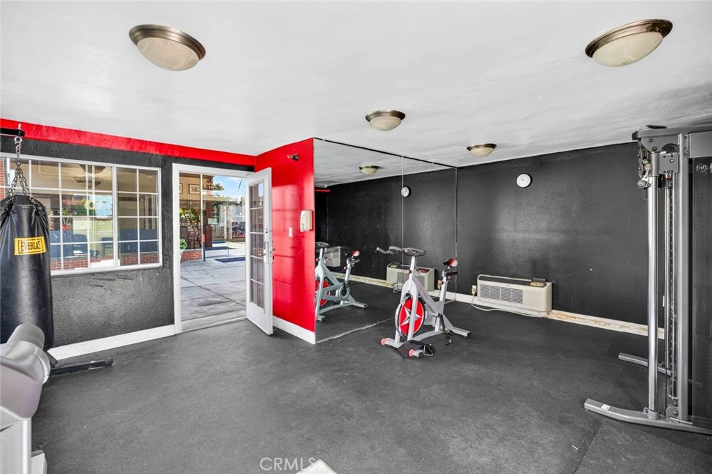 2156 E Colorado Boulevard Property Photo 14