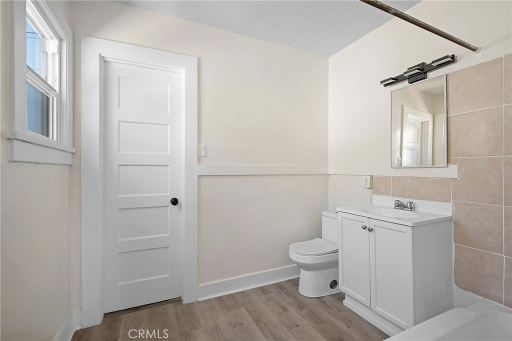 4819 Vincent Property Photo 15