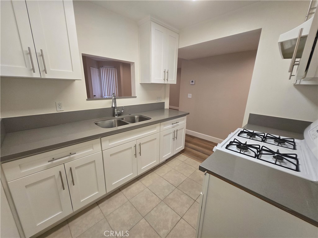 1010 E Maple 6 Property Photo 10