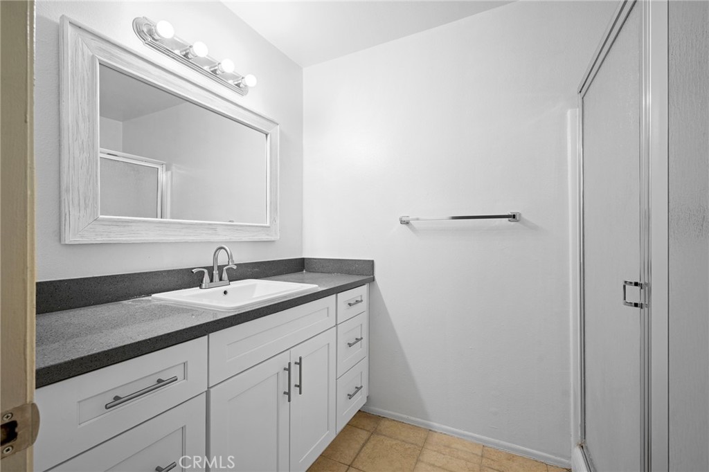 1364 E Garfield Avenue 1 Property Photo 14