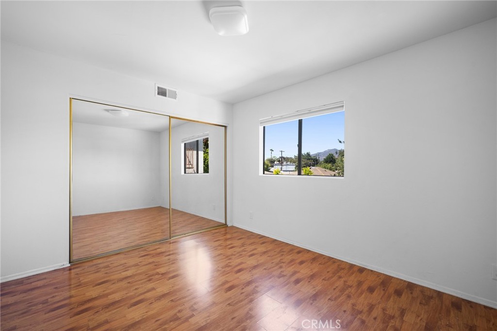 1364 E Garfield Avenue 1 Property Photo 16