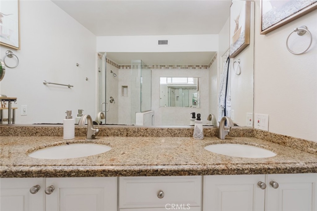 13220 Valleyheart Drive 202 Property Photo 35