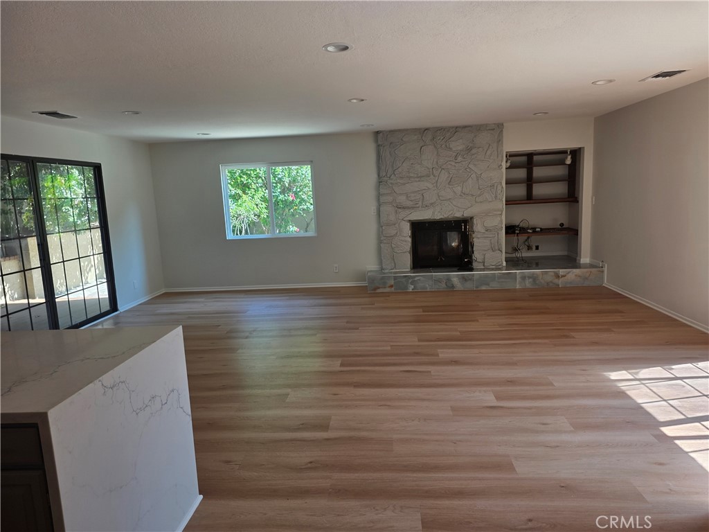 3255 Henrietta Property Photo 7