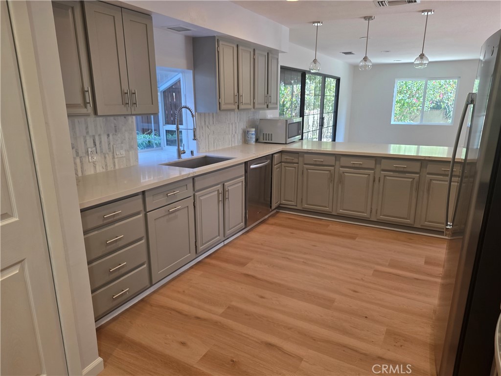 3255 Henrietta Property Photo 15