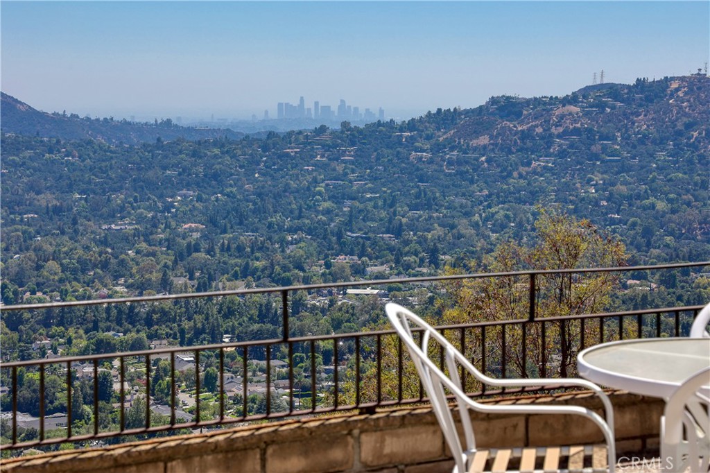 750 Galaxy Heights Property Photo 1