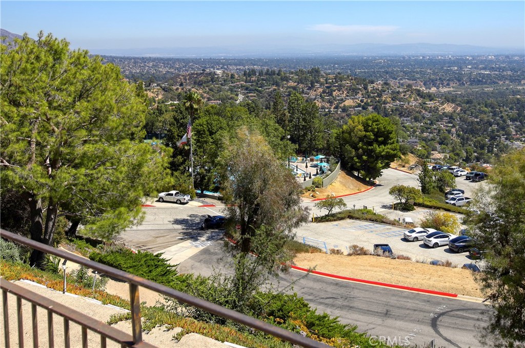 750 Galaxy Heights Property Photo 9