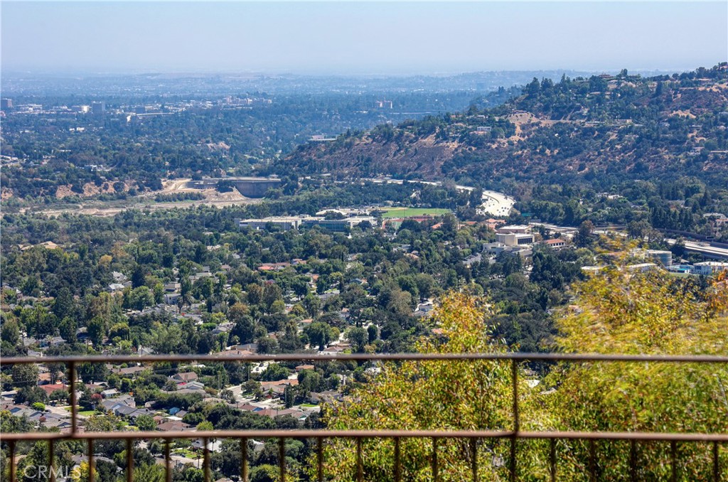 750 Galaxy Heights Property Photo 10