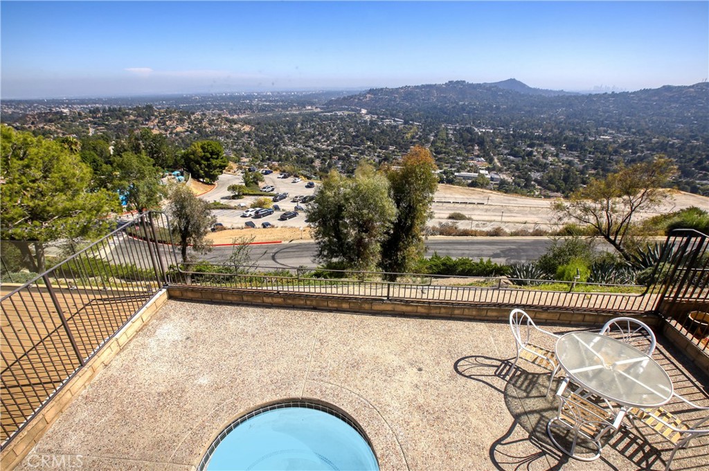 750 Galaxy Heights Property Photo 11