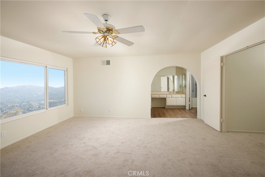 750 Galaxy Heights Property Photo 29