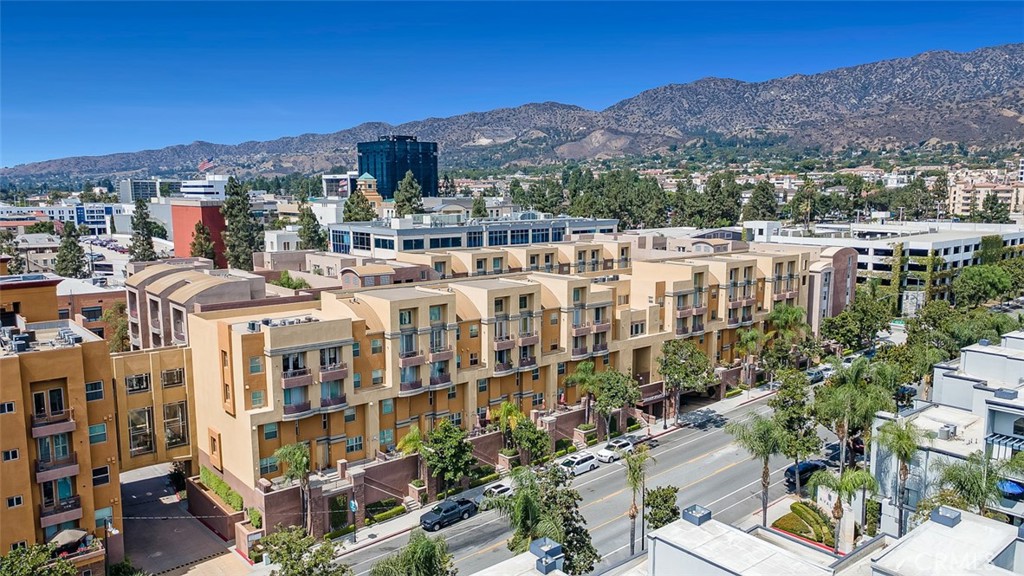 201 E Angeleno Avenue 326 Property Photo 1
