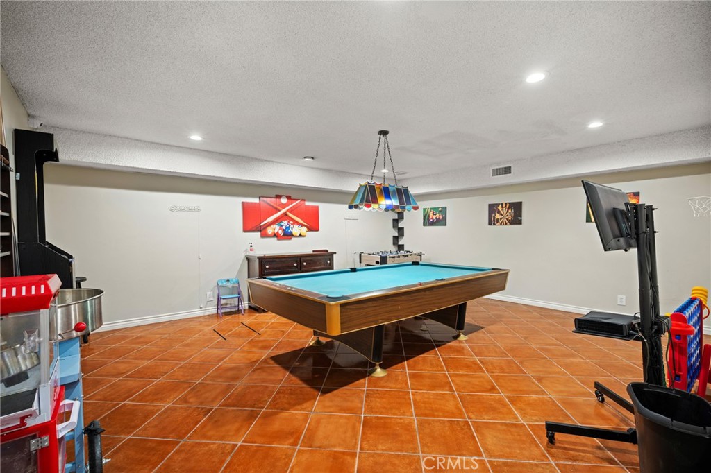 1401 Valley View 329 Property Photo 27