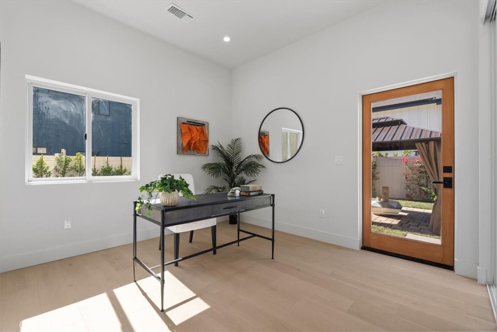 21811 San Jose Street Property Photo 32