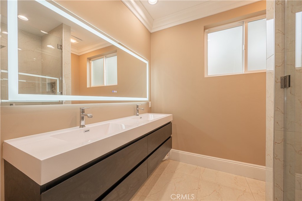6554 Ethel Avenue Property Photo 23
