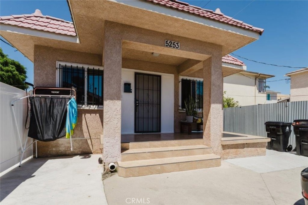 5253 Fountain Avenue Property Photo 15