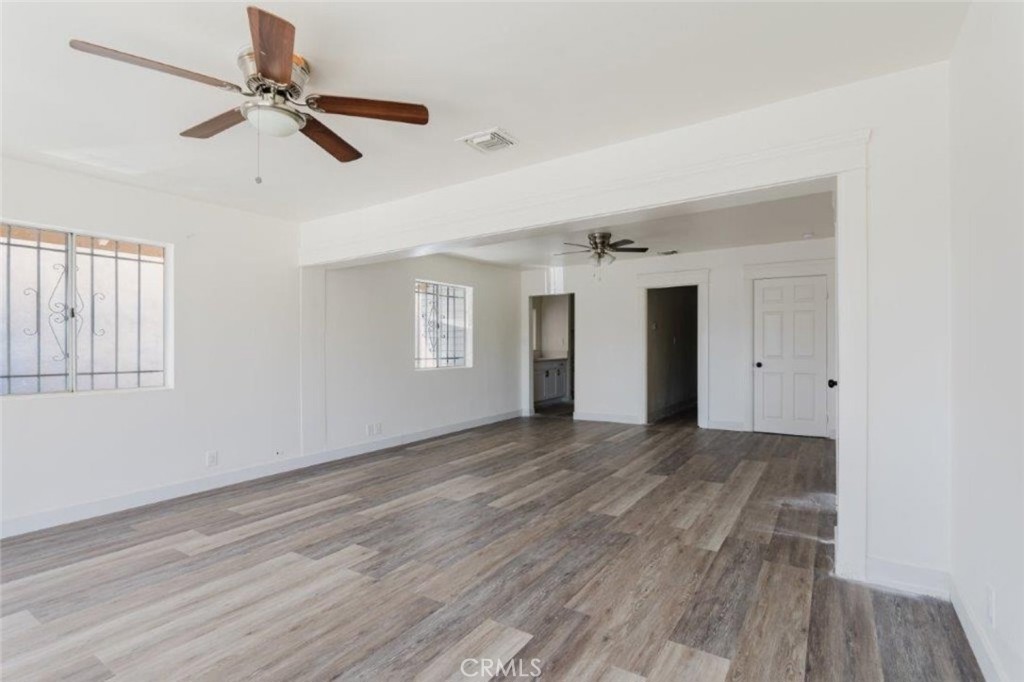 5253 Fountain Avenue Property Photo 18