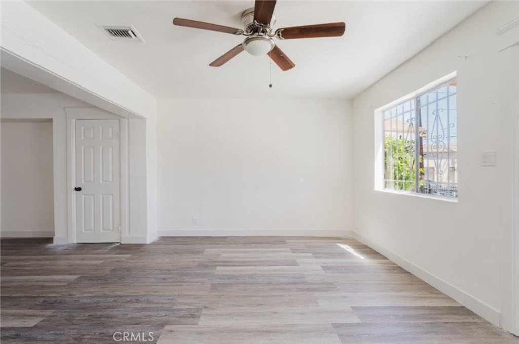 5253 Fountain Avenue Property Photo 19