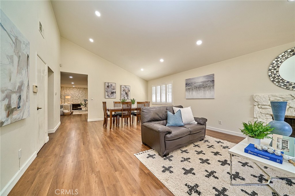 8431 Lexington Property Photo 4