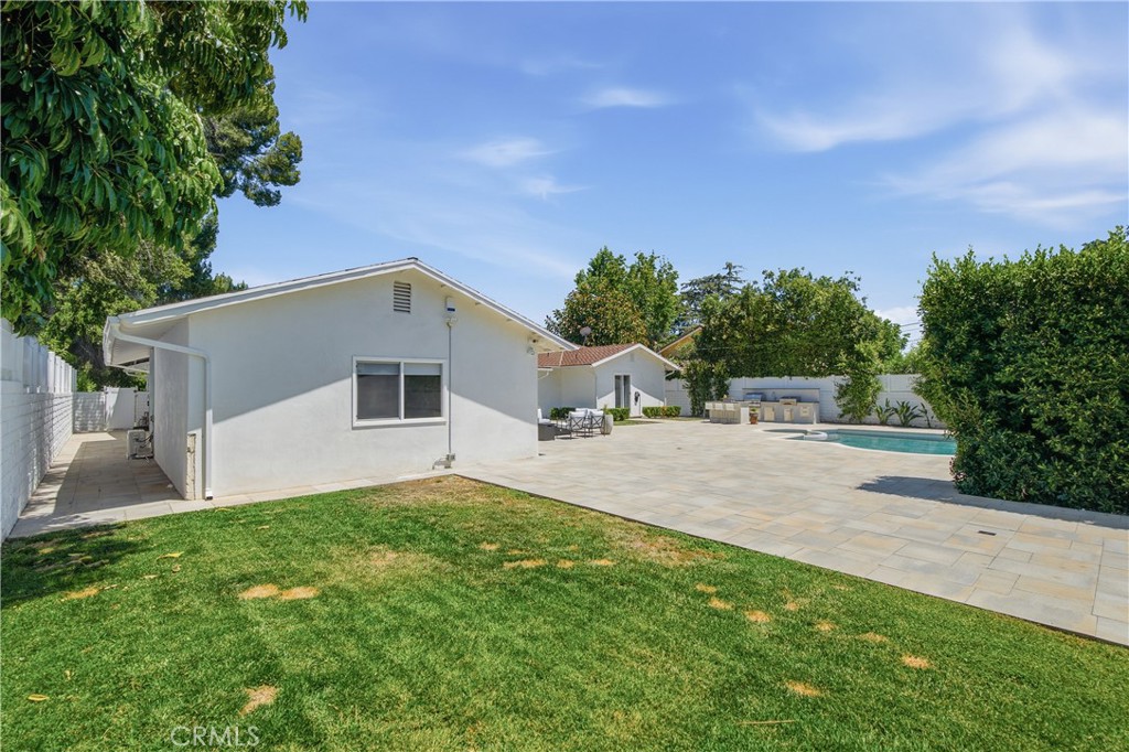9253 White Oak Avenue Property Photo 44