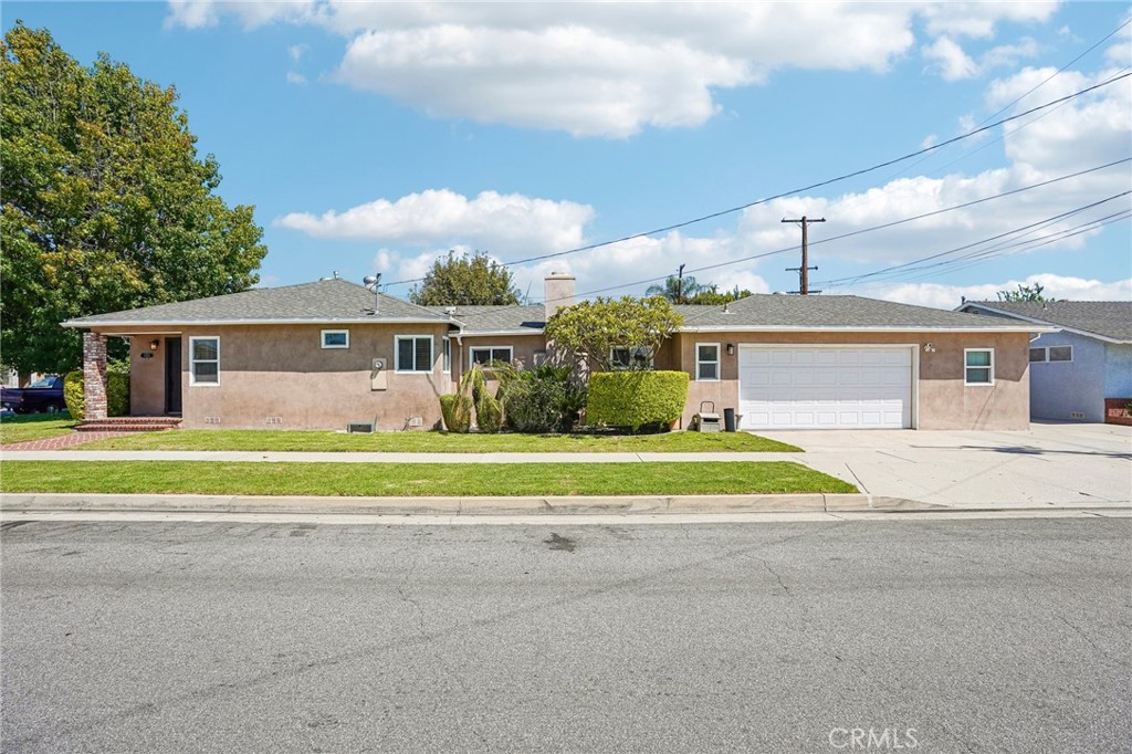 14514 Eastbrook Avenue Property Photo 2