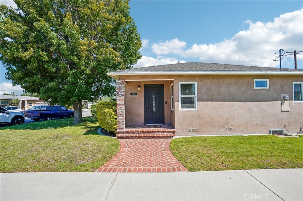 14514 Eastbrook Avenue Property Photo 3