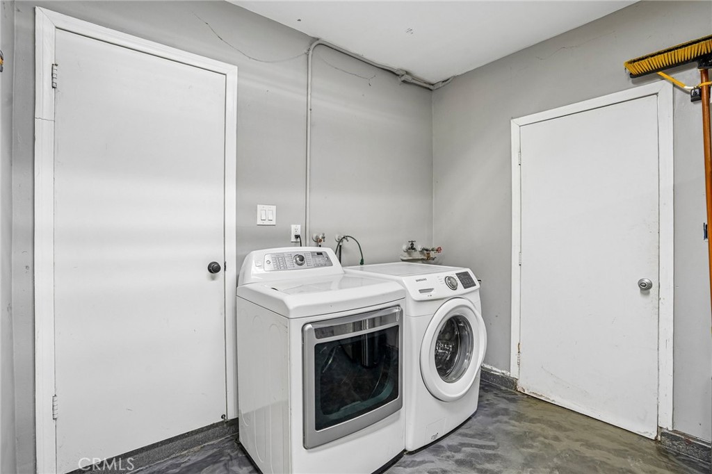 14514 Eastbrook Avenue Property Photo 39