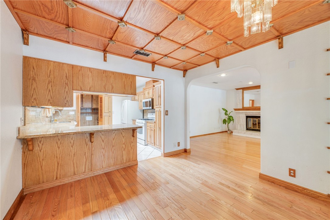 3352 Larga Property Photo 14