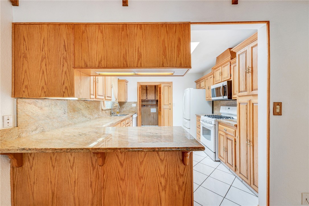 3352 Larga Property Photo 15