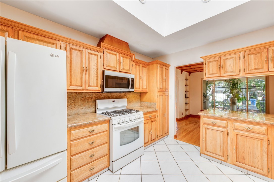 3352 Larga Property Photo 18