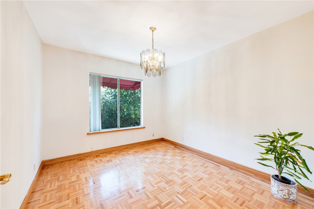 3352 Larga Property Photo 24
