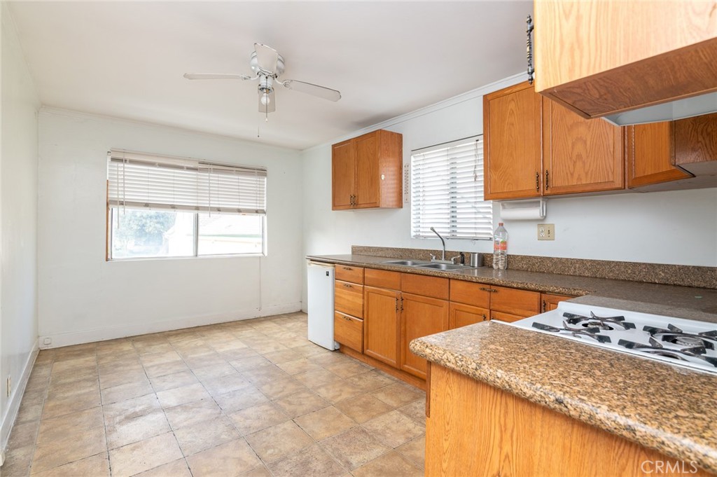 420 W California Boulevard Property Photo 31