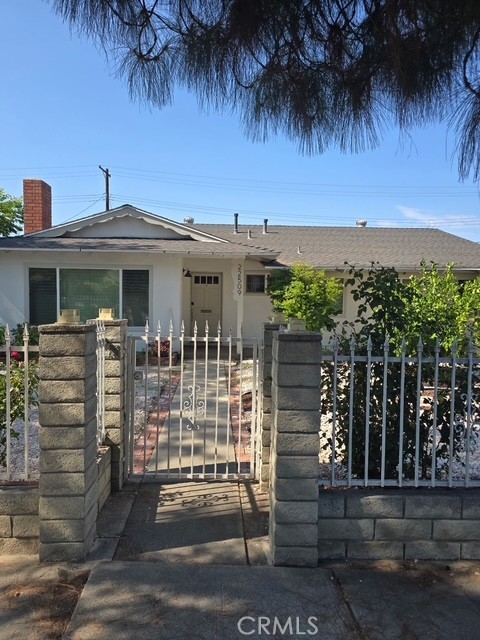 22509 Saticoy St. Property Photo 1