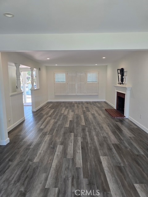 22509 Saticoy St. Property Photo 5