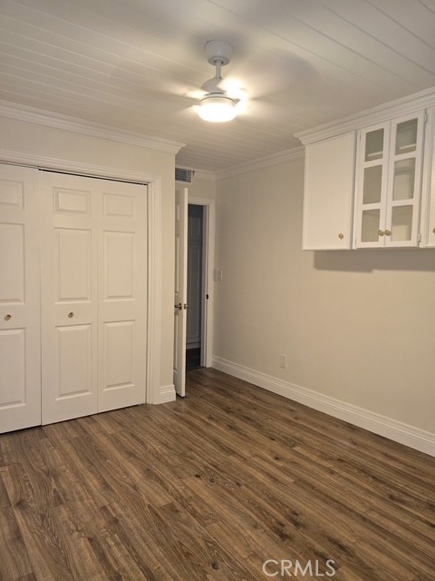 22509 Saticoy St. Property Photo 12