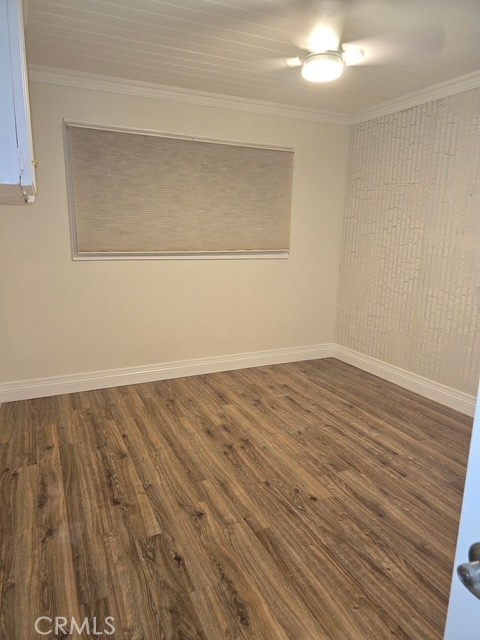 22509 Saticoy St. Property Photo 13