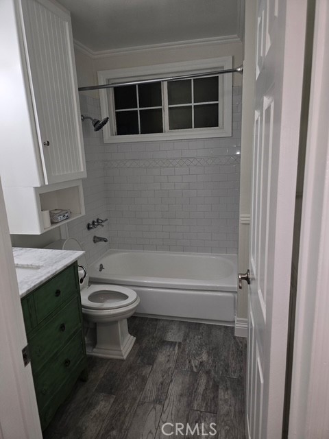 22509 Saticoy St. Property Photo 20