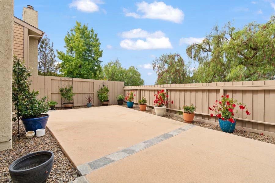 3195 Sunburst Property Photo 8
