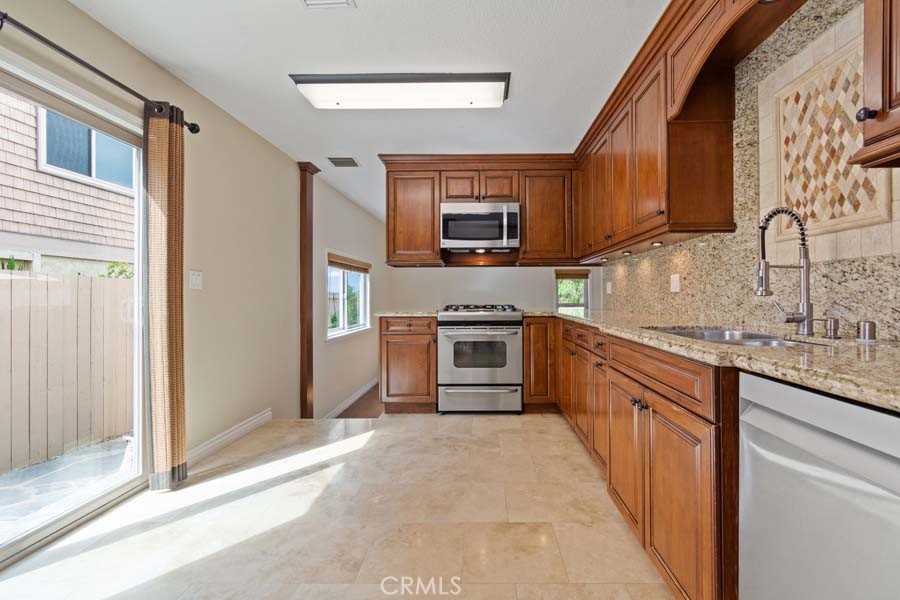 3195 Sunburst Property Photo 14