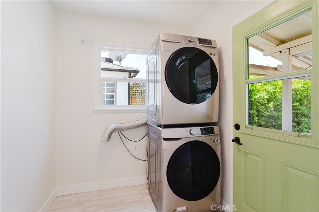 10423 -10425 Mcclemont Avenue Property Photo 35