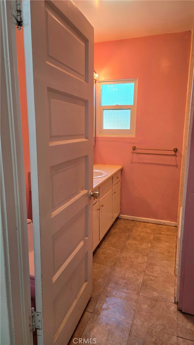 219 S Avenue 60 Property Photo 17
