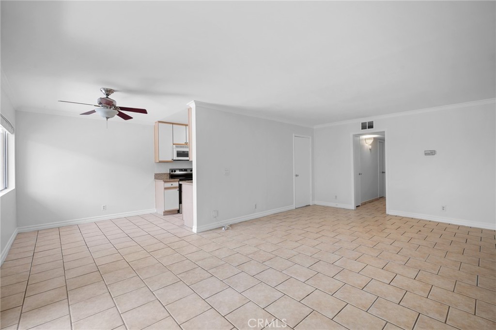 121 Sinclair Avenue 107 Property Photo 5
