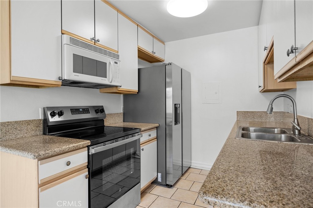 121 Sinclair Avenue 107 Property Photo 11