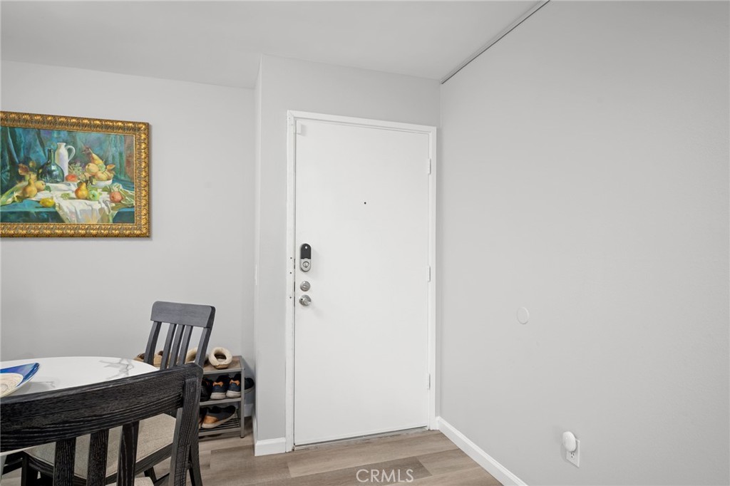3481 Stancrest Drive 206 Property Photo 4