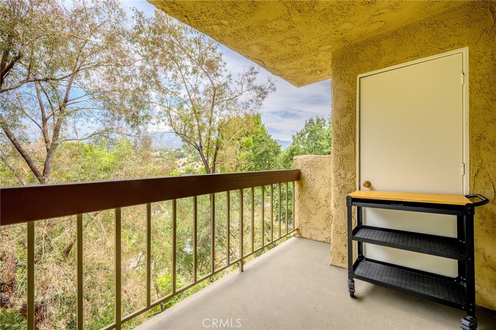 3481 Stancrest Drive 206 Property Photo 8