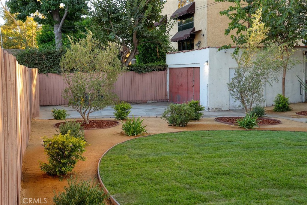 822 Monterey Property Photo 32