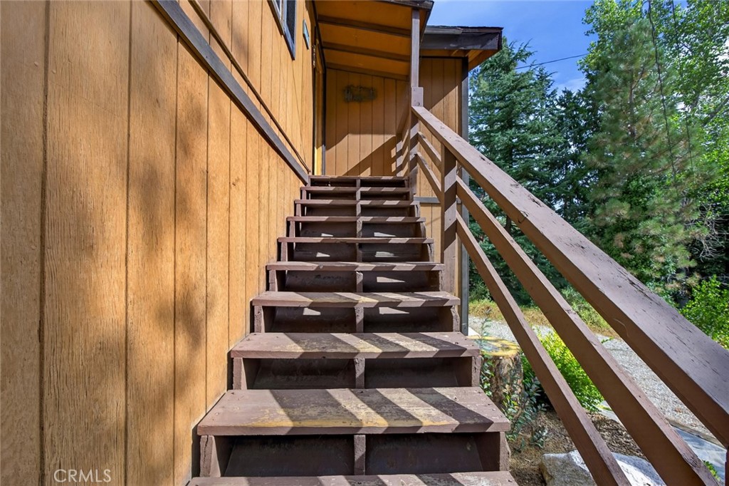 1601 Bernina Property Photo 4