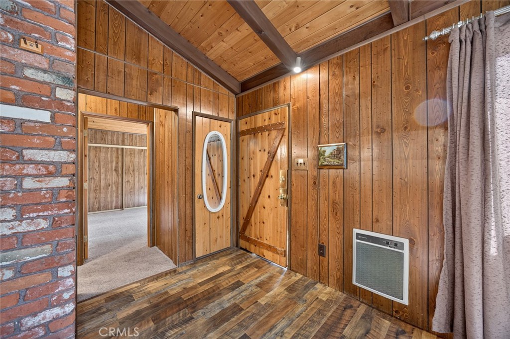 1601 Bernina Property Photo 6